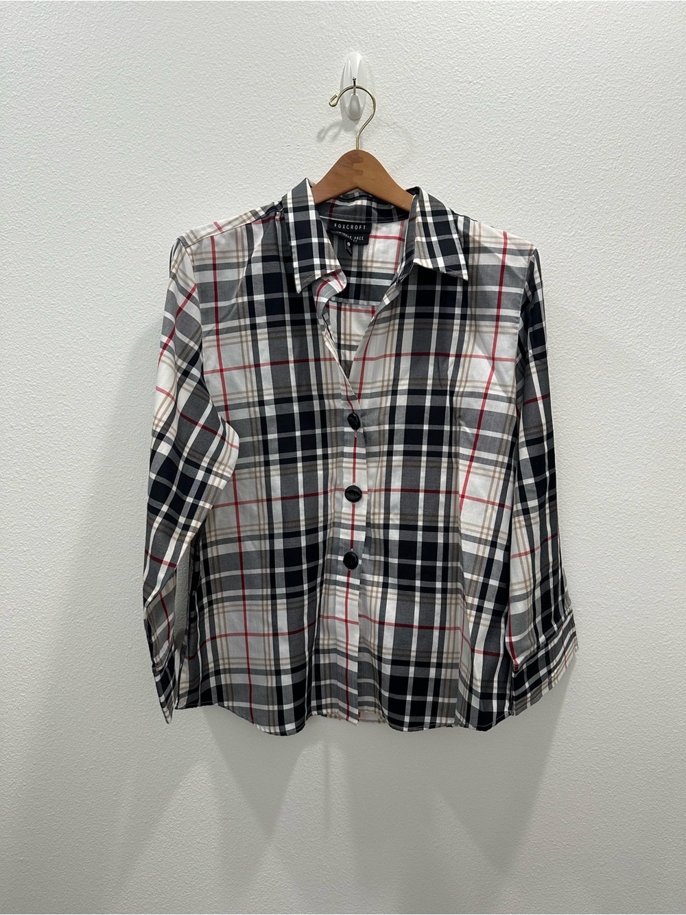 Foxcroft Black White Plaid Shirt with Red and Tan Stripes wrinkle free size 14